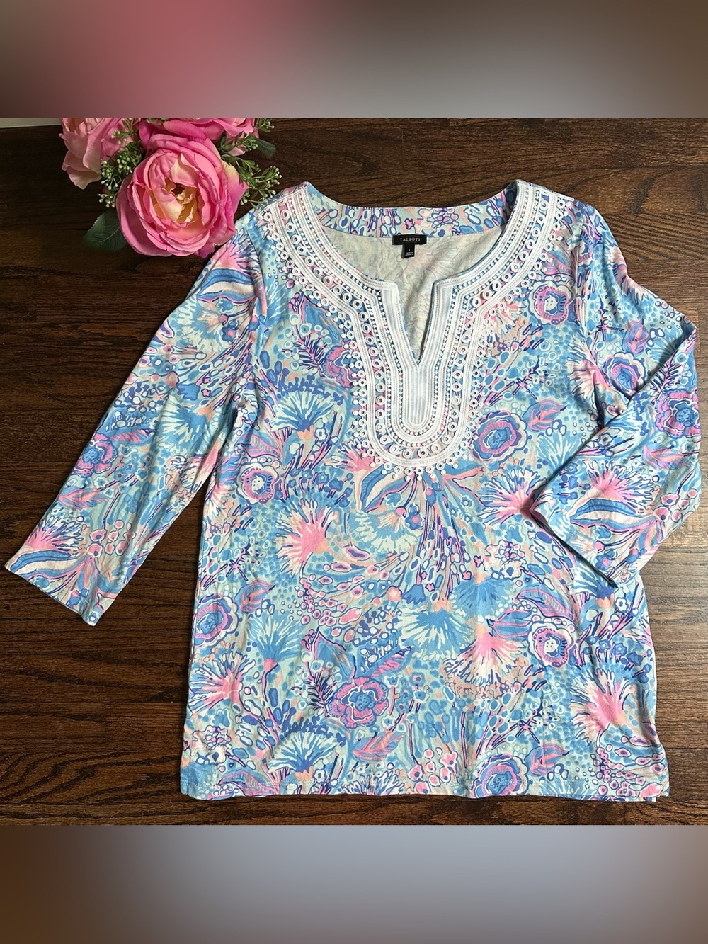 Talbots beachy embellished top, size L